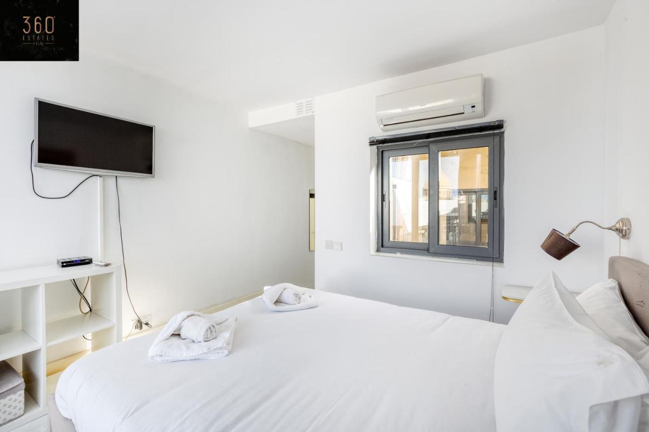 Mesmerising Views For A 2Br Apt In The Capital By 360 Estates Valletta Exterior photo