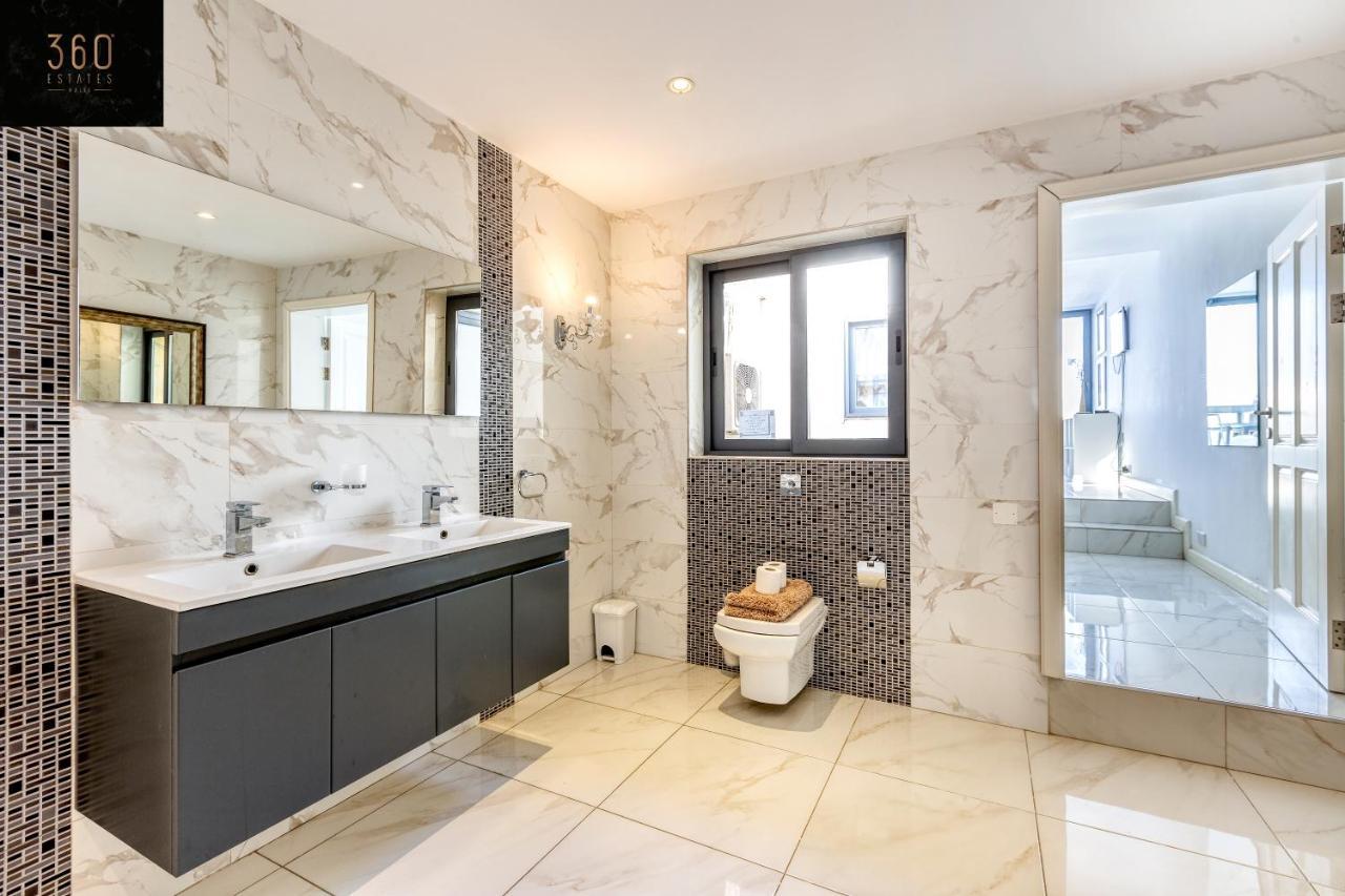 Mesmerising Views For A 2Br Apt In The Capital By 360 Estates Valletta Exterior photo